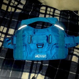 Kurgo (L) Molly harnesses